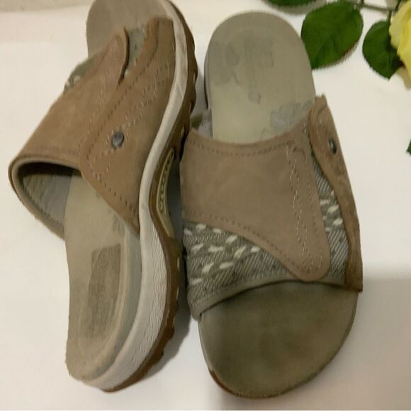 Merrell Lilyfern Aluminun Womens Size 6 Brown Slip On Slippers Flip Flop Sandals - Picture 6 of 10